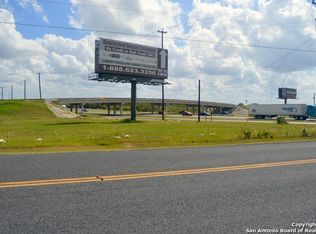 17519 Interstate Highway 35 S, Atascosa, TX 78002