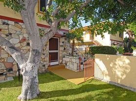 Chateau Whitsett Apartments