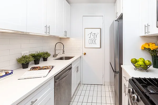 Rented by Brown Harris Stevens | media 4