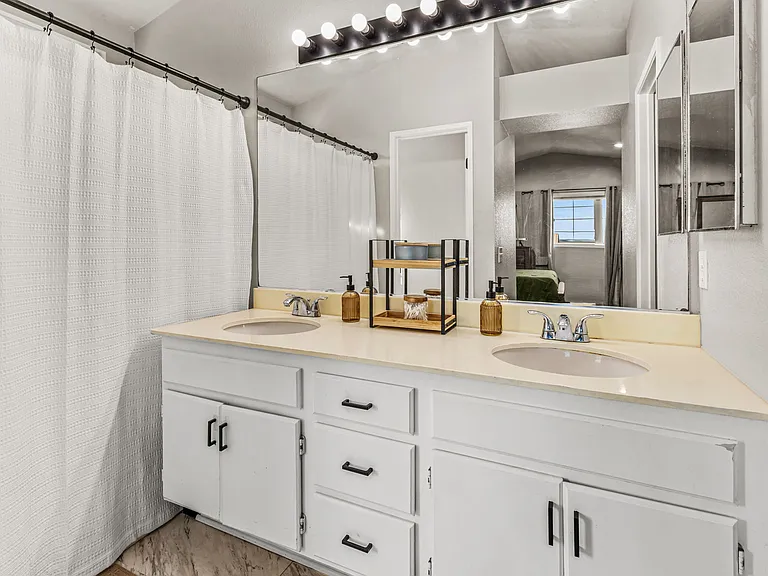 44570 Johnston Dr — Photo 8