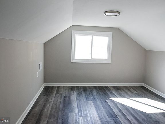 4th image of 6007 37th Ave