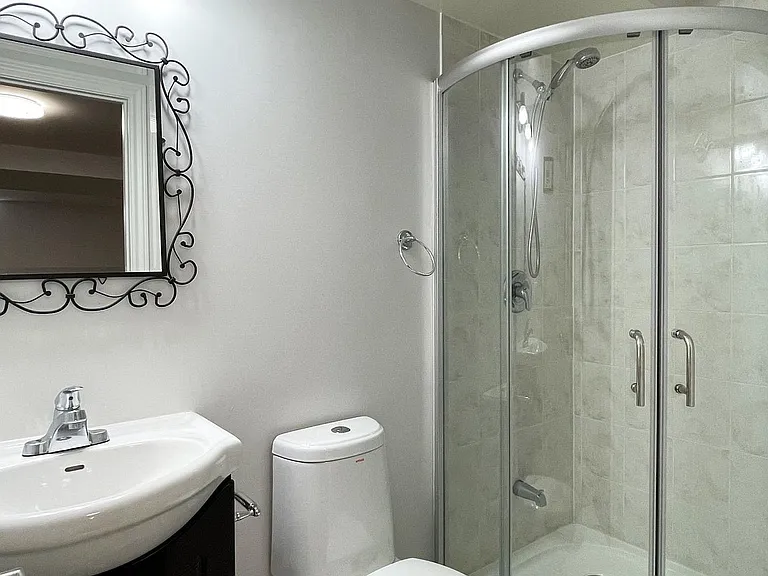 847 Bur Oak Ave — Photo 11