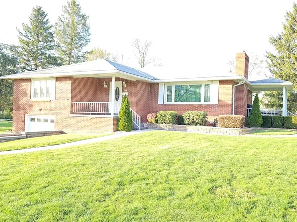 114 Memorial St, Dunbar, PA 15431