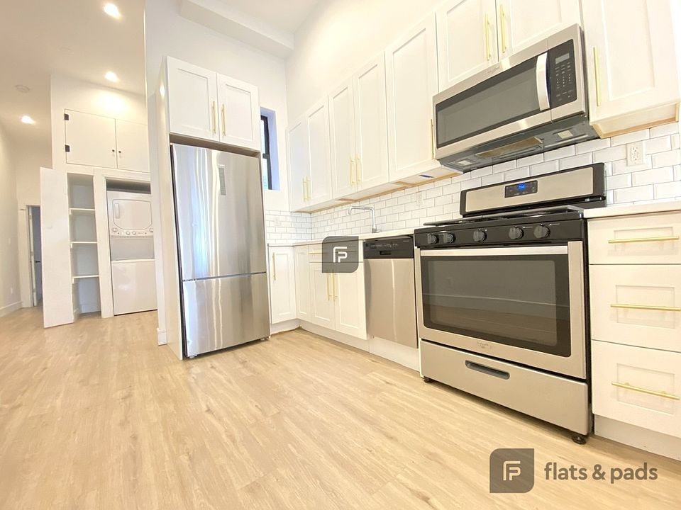 1st image of 189 Jefferson Ave APT 1B