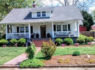 203 S Lyles Ave, Landrum, SC 29356