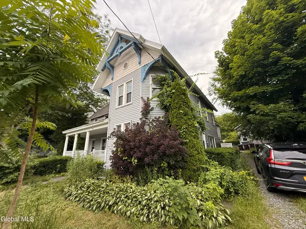 720 New Salem Road, Albany, NY 12186