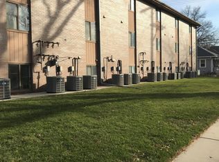 1900 S 13th St #17-4, Lincoln, NE 68502