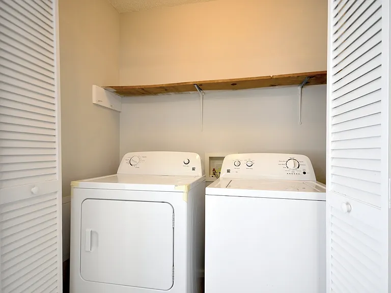317 Pioneer Dr — Photo 14