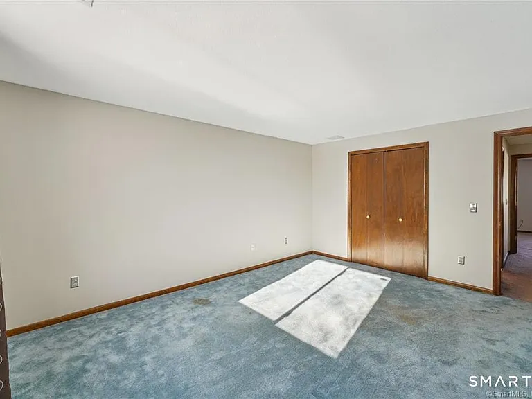 17 Oak Forest Dr #2 — Photo 22