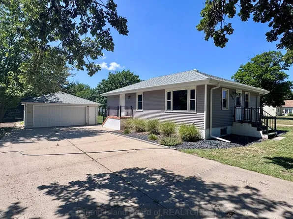 4239 W Capital Ave, Grand Island, NE 68803