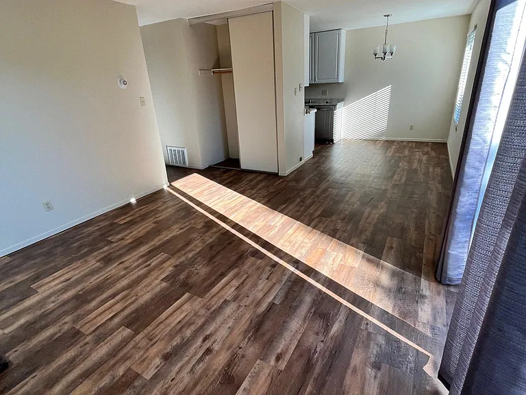 400 S Saliman Rd #110 — Photo 10