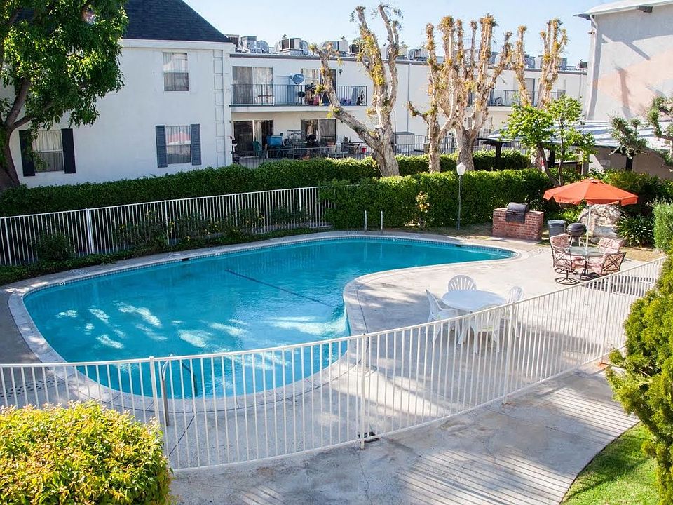 SHR Sherman Gardens Apartment Rentals Canoga Park, CA Zillow