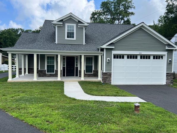 305 West Ln