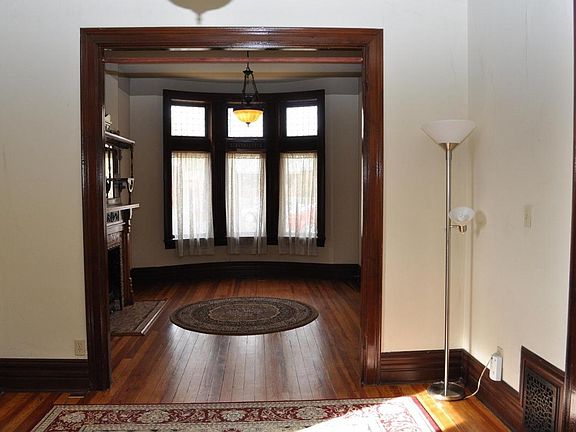 Dining Rm to Living Rm View