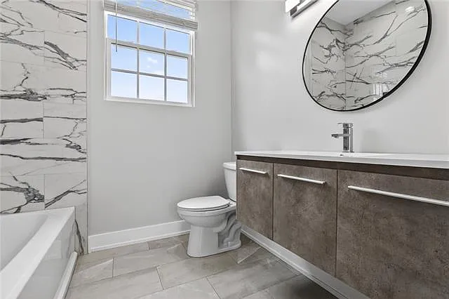 1119 Bartholomew St — Photo 13