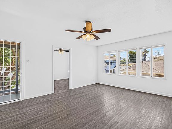 3rd image of 530 W 9th St APT 8