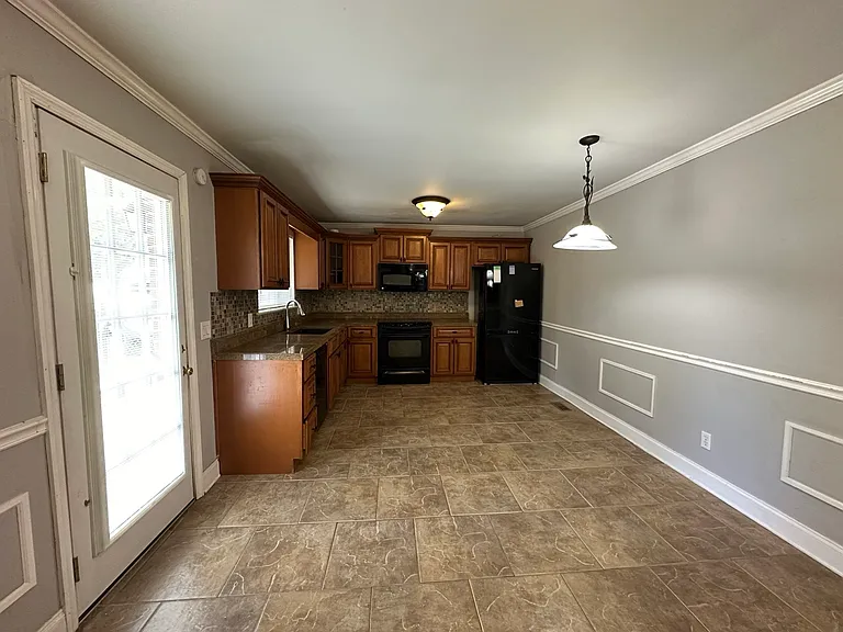 1309 Koblan Dr — Photo 21