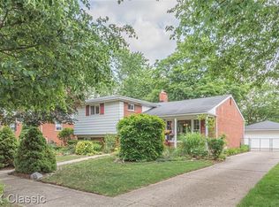14438 Robinwood Dr, Plymouth, MI 48170