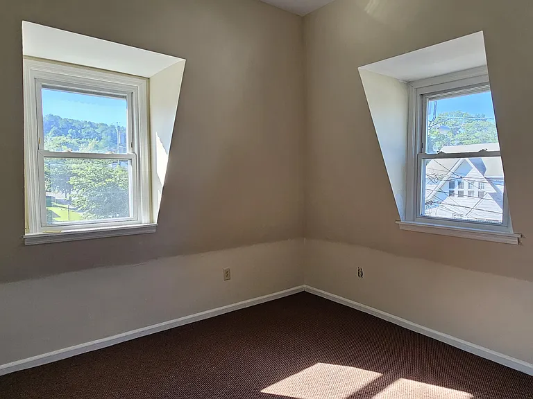 25 Dumont Ave #2 — Photo 12