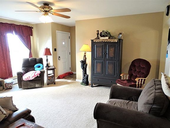 Foyer & Living Room
