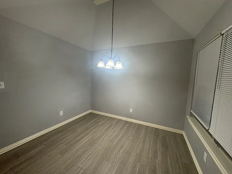 1103B Springhill Rd #B — Photo 5