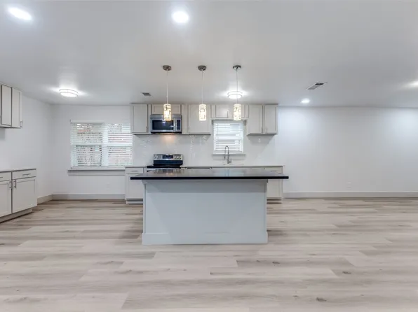 2426 Greenhill Dr, Mesquite, TX 75150
