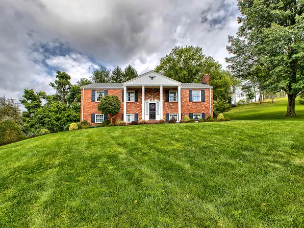 313 Patterson Ln, Belle Vernon, PA 15012
