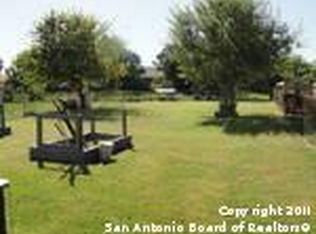 3151 Beacon Fld, San Antonio, TX 78245