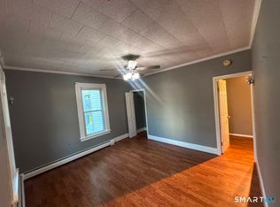 27 Lewis St, Naugatuck, CT 06770