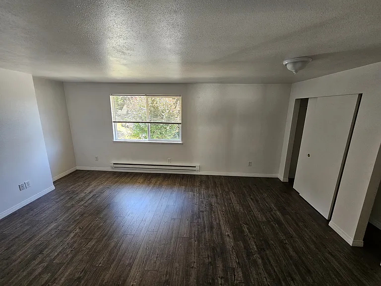 224 Little St SE #1 — Photo 17