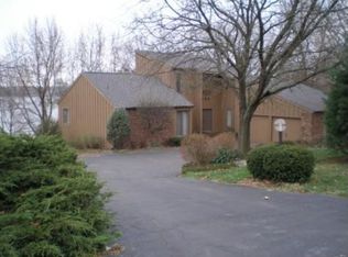 61583 Raintree Blvd, Sturgis, MI 49091