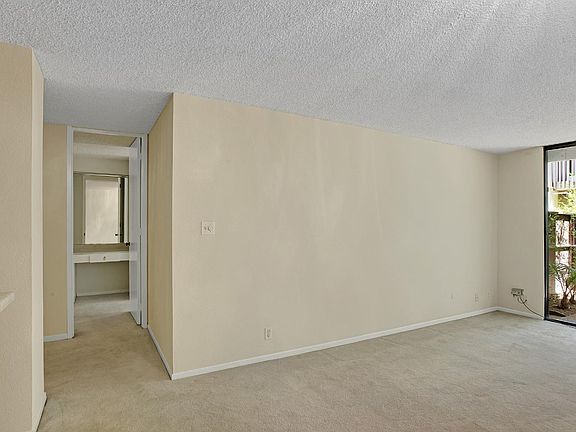 3rd image of 7130 Shelter Creek Ln