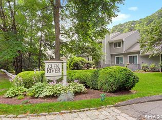 9 Glen Rdg UNIT 9, Wilton, CT 06897