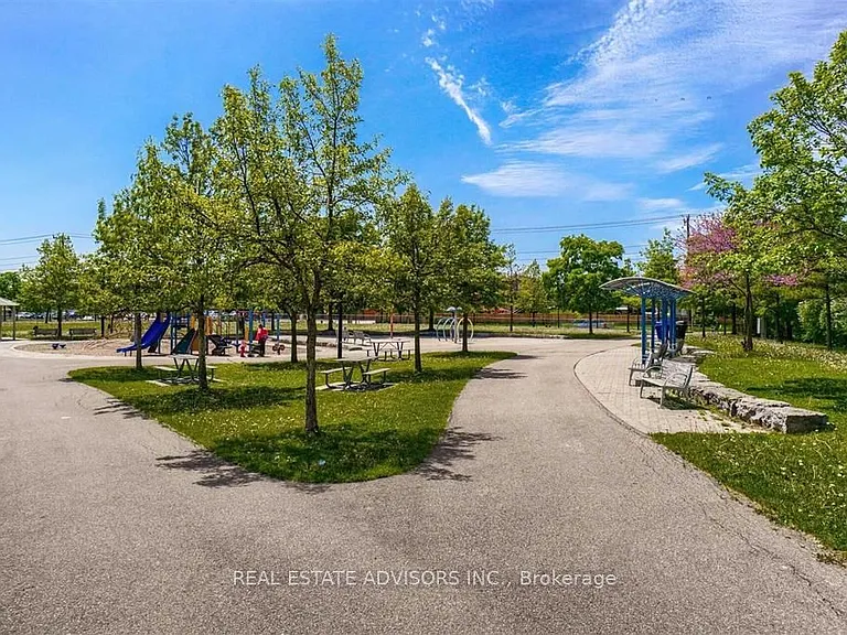41 Markbrook Ln #1203 — Photo 14