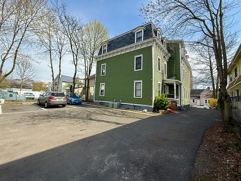 10 Linden Pl #1B — Photo 4