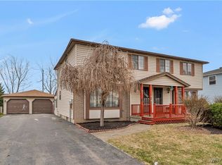 33 Jessica Ln, Depew, NY 14043