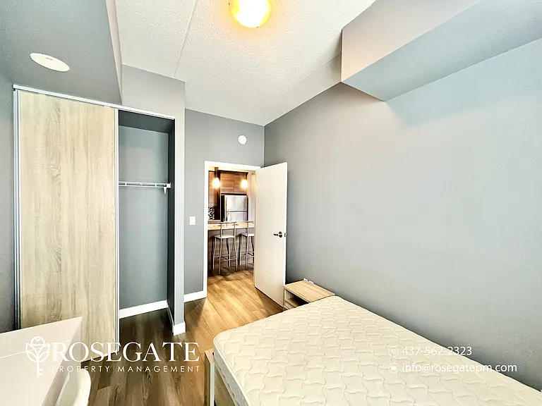 318 Spruce St #809 — Photo 9
