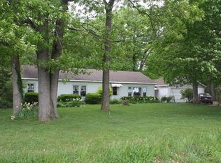 2216 State Highway 32, Lovington, IL 61937