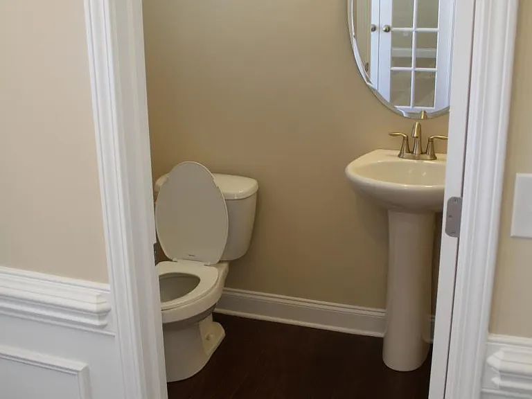 Powder Room 1st Floor