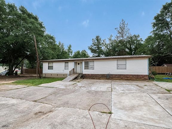 2nd image of 829 Porter Rd