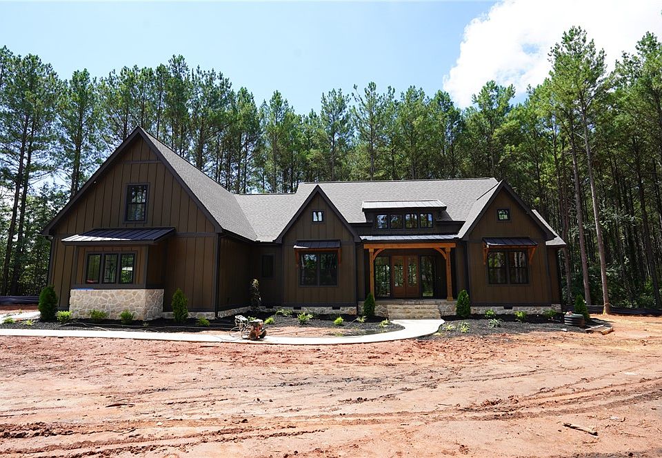 1st image of 208 Rogers Rd