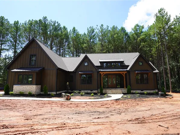 208 Rogers Rd, Pendleton, SC 29670