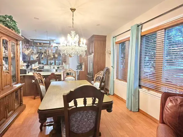 7523 16th Avenue image 3 of 14