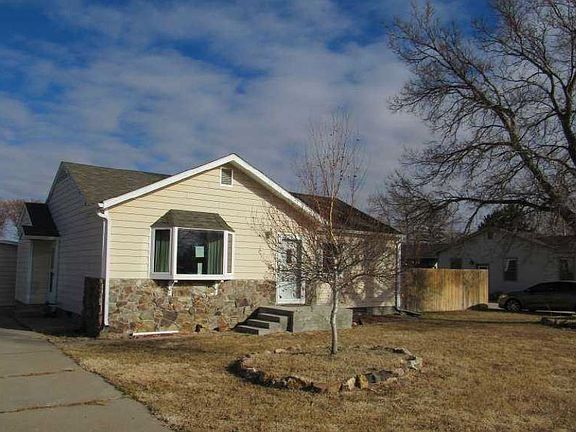 2nd image of 1320 Country Club Dr