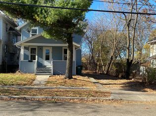 717 Cleveland St, Lansing, MI 48906