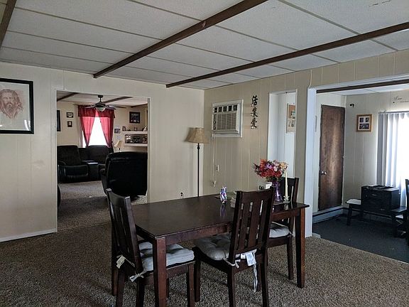 3rd image of 11 E Liberty St