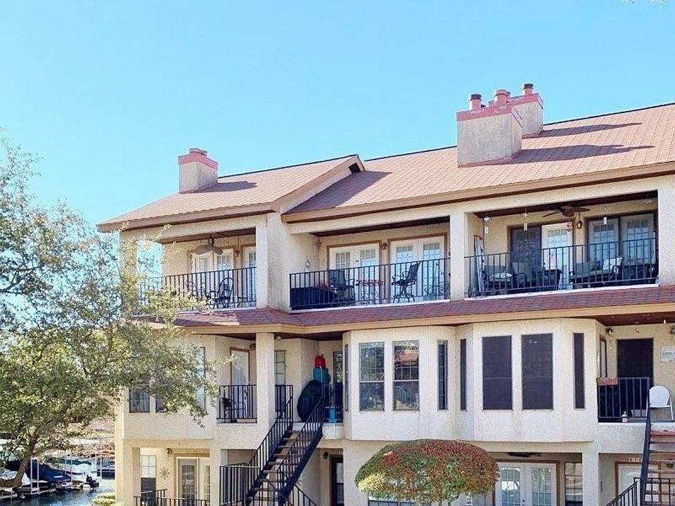 1st image of 1933 Island Cir APT B101
