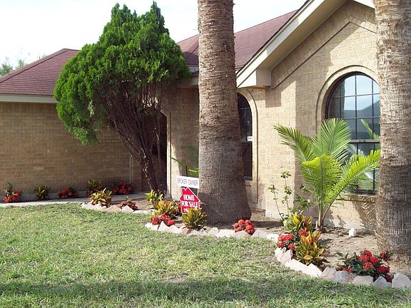 3rd image of 3108 Flamingo Ave