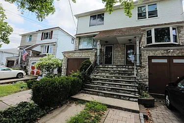28 Sleepy Hollow Road