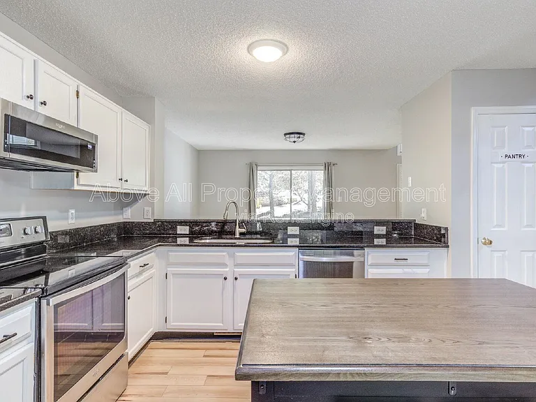 103 Unaka Ct — Photo 29